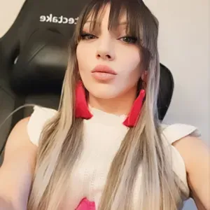  Femme de ménage, responsable et ponctuelle 