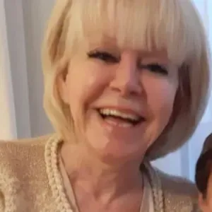 Aide aux repas et tenir compagnie