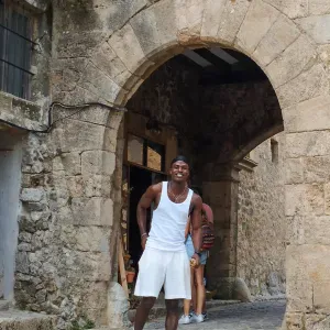 Reliable & Detail-Oriented Housekeeper