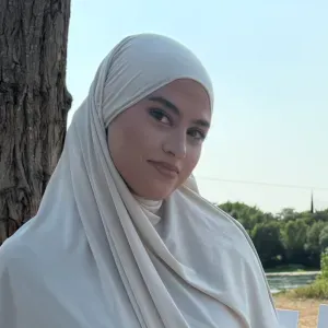 Je suis à la recherche de ma première expérience à Toulouse.