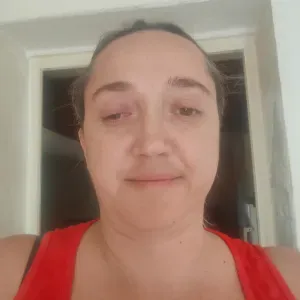 femme de ménage dans le secteur du pizou a 30km de chez moi 
