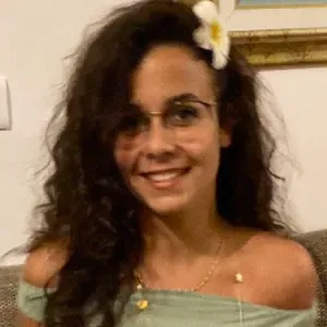 Baby sitter à marseille avec expérience familiale 