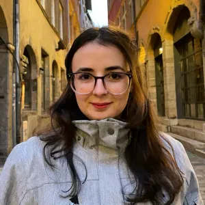 Femme de mènage disponible à Lyon