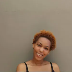 Experienced babysitter in Paris