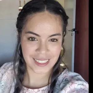 Femme de ménage sérieuse et expérimentée – CESU