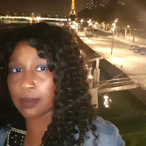 Bonjour je suis intéressé merci