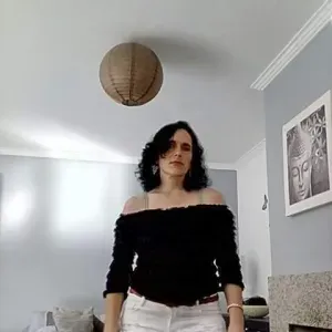 Empregada domestica com experiencia 