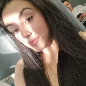 Empleada en limpieza em Madrid con atención al detalle.