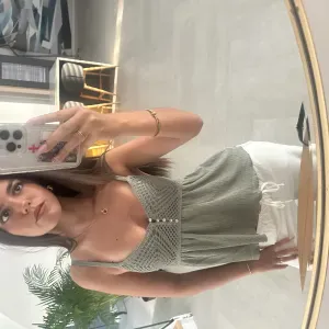  2 étudiantes en terminale au lycée de félix faure 