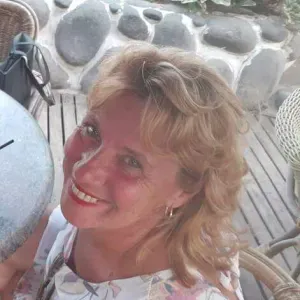 Aide ménagère à domicile Ath disponible samedi matin