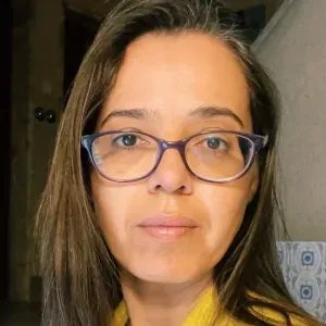 Cuidadora em Lisboa ( Linda a velha)