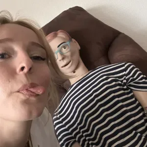 Aide à domicile super souriante 