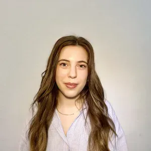 Canguro responsable, cariñosa y con experiencia - Valencia
