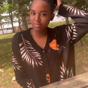 Baby-sitter expérimentée à Cergy préfecture 