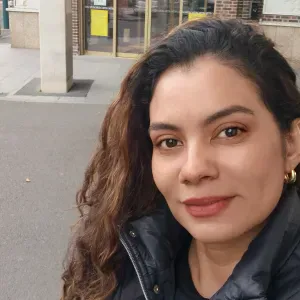 NIÑERA CON EXPERIENCIA EN PARIS