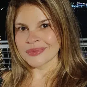 Baby-sitter  expérimentée au Portugal