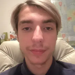 Baby-Sitter, à la recherche de famille