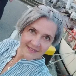 Odpowiedzialna opiekunka dla seniorów