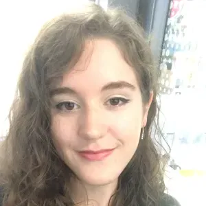 Experienced tutor in English language and literature