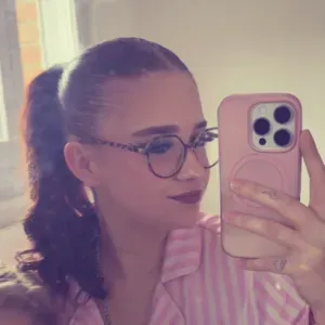 Baby-sitter expérimentée à Lens 