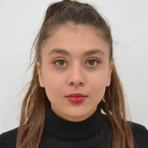 Garde d'enfants fiable et disponible immédiatement