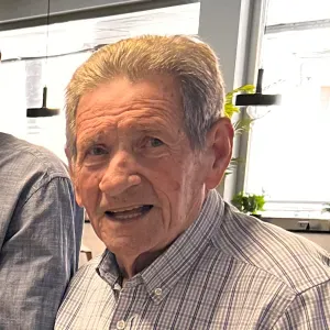 Ayuda ligera hombre de 86 anos Benaguasil