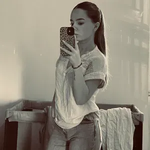 Baby-sitter expérimentée près de langon 