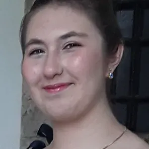 Babysitter com esperiência em Beja