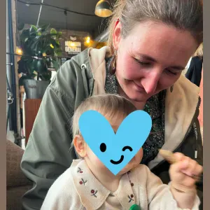 Baby-sitter expérimenté à Brignais et alentours 