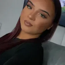 Amoureuse des animaux, votre pet-sitter à l'écoute 