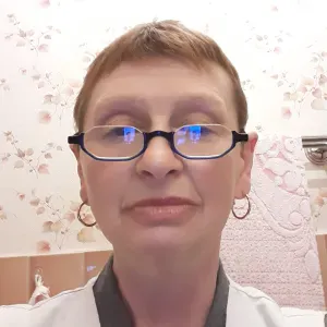 Femme menage experance actuellement en activitee houilles78