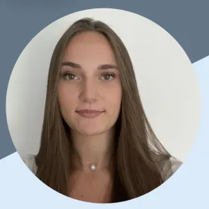 Baby-sitter diplômée CAP AEPE avec expérience 