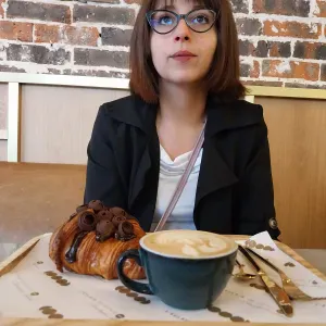 Addetta alle pulizie ordinarie e straordinarie 