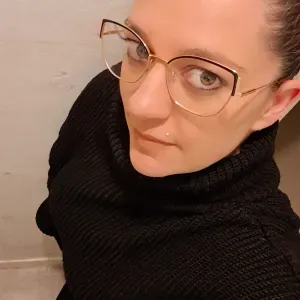 Mélanie baby-sitter veille sur  chateauroux 