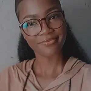 Babysitter com experiência em Águeda 