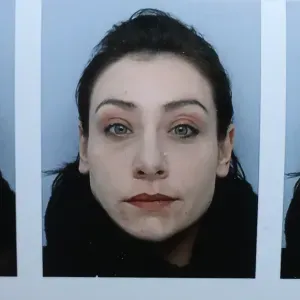 Woman in need of money hhhhhhhhhh