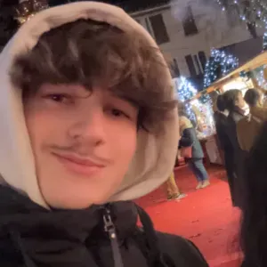 Baby sitter avec des pas mal d'expérience 