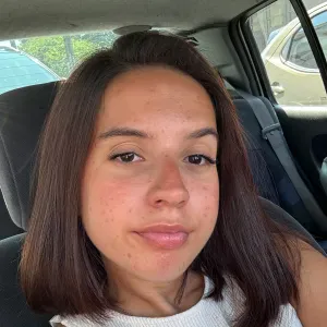 Femme de ménage disponible à côté de chez vous 