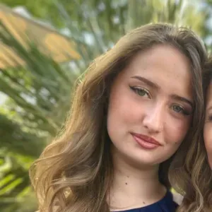 baby-sitter avec de l'expérience à menton 