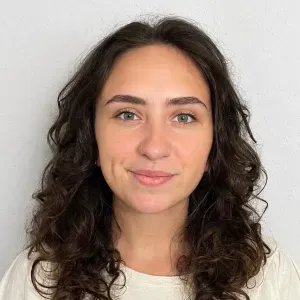 Étudiante et Baby-sitter motivée à Paris 