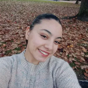 Sweet Baby-sitter expérimenté toujours à votre disposition 