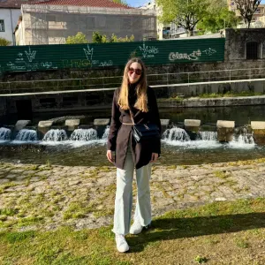Babysitter em Coimbra com experiência