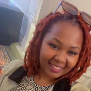 Baby-sitter expérimentée en Iles de France 