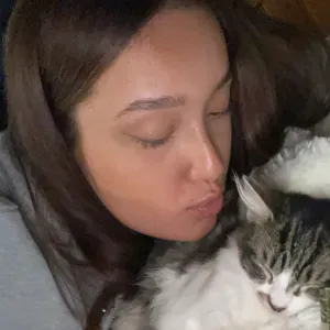 Pet-sitter expérimentée, aimante et recommandée