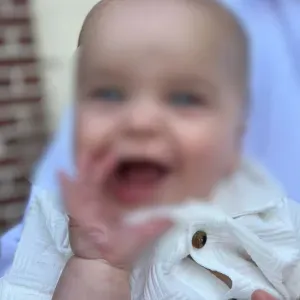 Je recherche une baby-sitter 