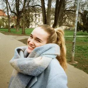 Freundliche Studentin sucht Babysitterjob :)