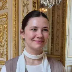 Étudiante en recherche de baby-sitting à Paris 