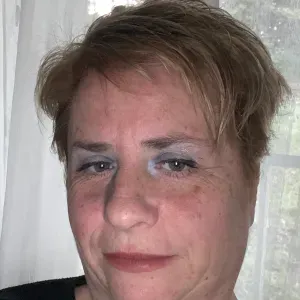 Femme de ménage, chez les particulier et les bureaux,