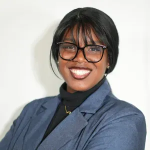 Baby-sitter expérimentée – BAFA, ATSEM, & animatrice