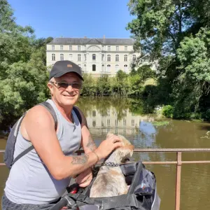 Pet sitter longuenee  en anjou 